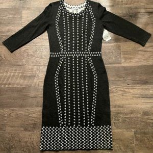 NWT Danny & Nicole Sweater Dress Size M Geometric Design